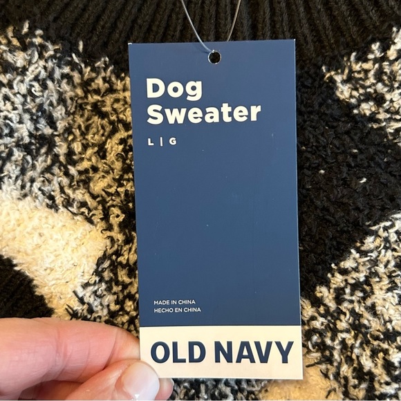 NEW Old Navy Cozy Printed Sweater for Pets in Black Buffalo Plaid SZ Large - Picture 6 of 9